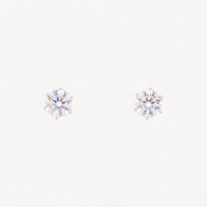 Orecchini In Argento Con Moissanite