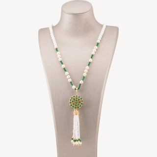 Collana Bijoux Di Pietre Dure Con Perla Di Maiorca e Centrale Di Bronzo Filigrana E Nappine 90cm Dorato Pasta Di Malachite