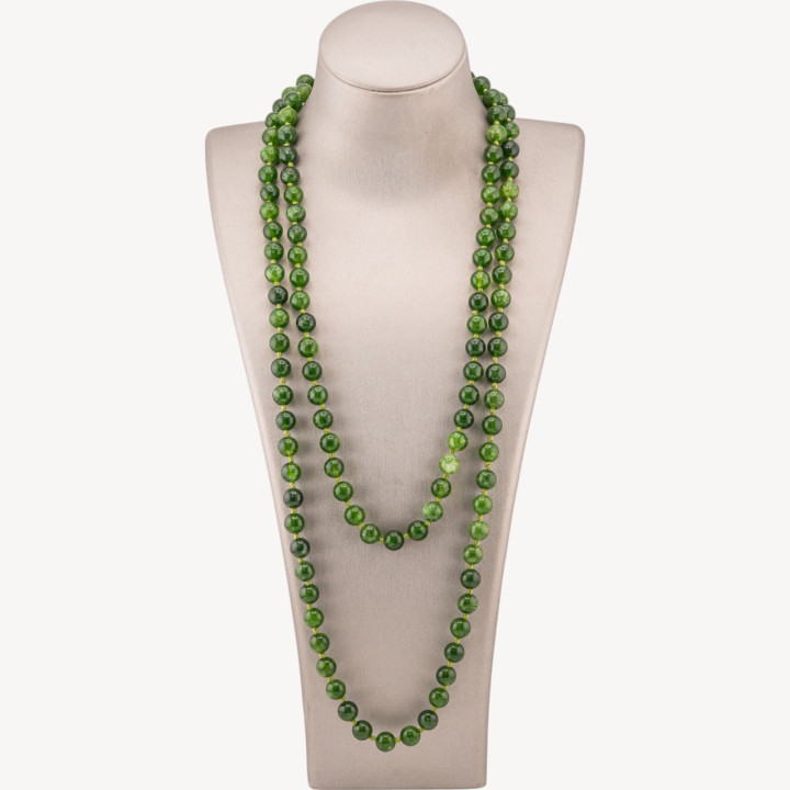 Collana Bijoux Charlestone Di Pietre Dure  8mm Annodate 120cm Giada Verde Scuro Sfumato