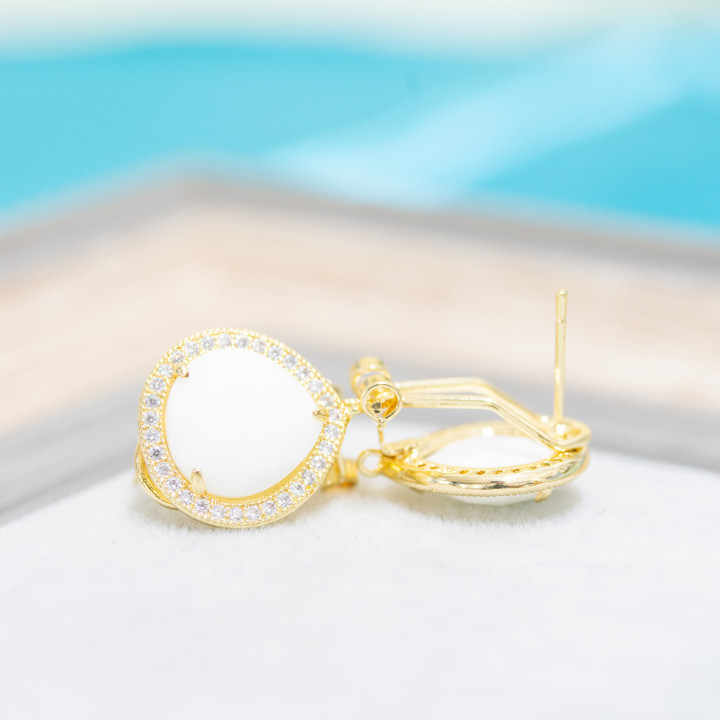 Brass Closed Stud Earring Base with Zircon Drop Crystals 5 Pairs Golden White Agate