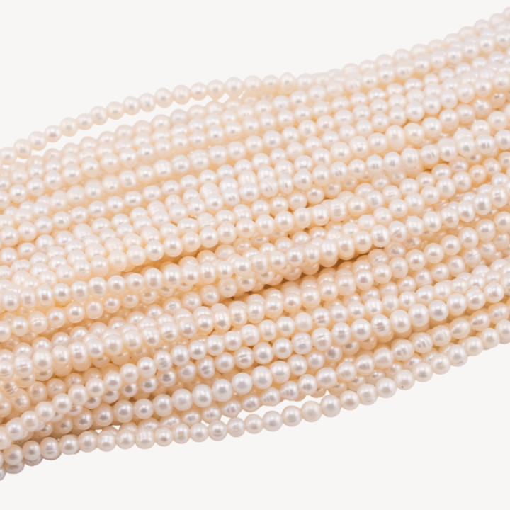 Perle Di Fiume Microperle Semiround A+ 3-4mm Bianco