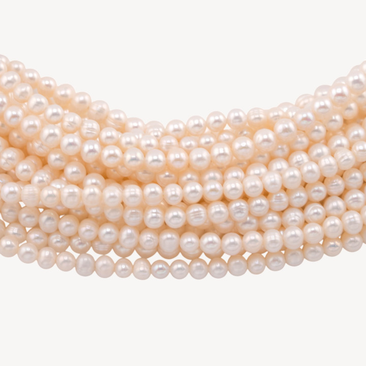 Perle Di Fiume Microperle Semiround A+ 4-4,5mm Bianco