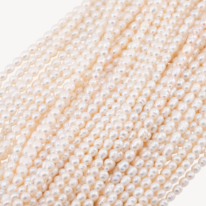 Perle Di Fiume Microperle Chicco Di Riso AA+ 4-5mm Bianco