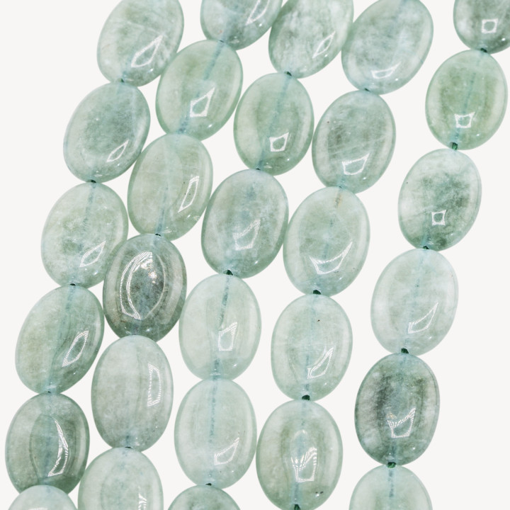 Giada Ovale Piatto Liscio 13x18mm