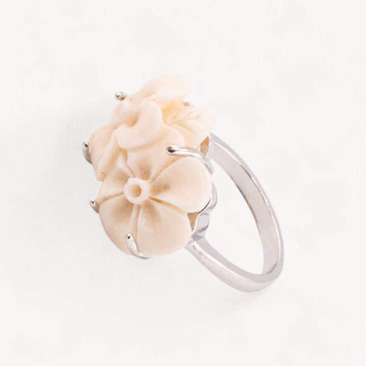 Anello Di Bronzo E Resina Fiore 22x16mm MOD2 Bianco