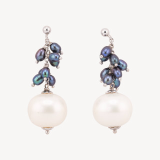 Orecchini A Perno Di Argento 925 Con Grappoli Di Perle Di Fiume E Perle Di Maiorca