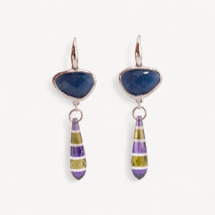 Orecchini A Monachella Di Argento 925 Con Componente Di Bronzo Con Occhi Di Gatto E Zirconi A Goccia 20x64mm Blu