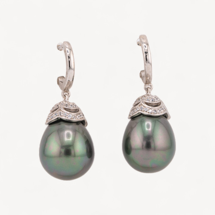 Orecchini Perno Chiuso Di Argento 925 Con Perle Di Maiorca e Zirconi 14x37mm