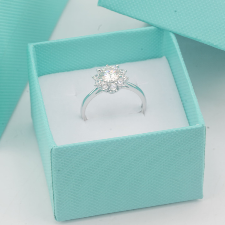 Anello In Argento 925 Con Moissanite MOD1447 Rodiato