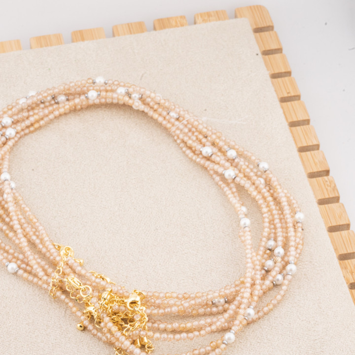 Collana con Cristalli Beige E Perle Di Maiorca Con Chiusura e Catenina In Acciaio Dorato 10pz
