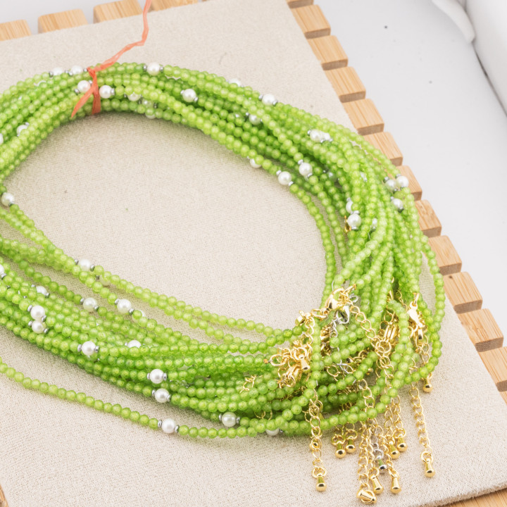 Collana con Cristalli Verdi E Perle Di Maiorca Con Chiusura e Catenina In Acciaio Dorato 10pz