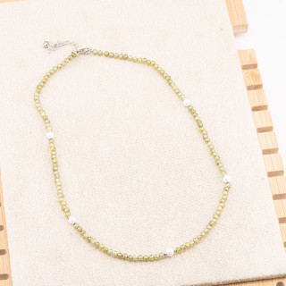 Collana con Cristalli Oliva E Perle Di Maiorca Con Chiusura e Catenina In Acciaio Rodiato 10pz