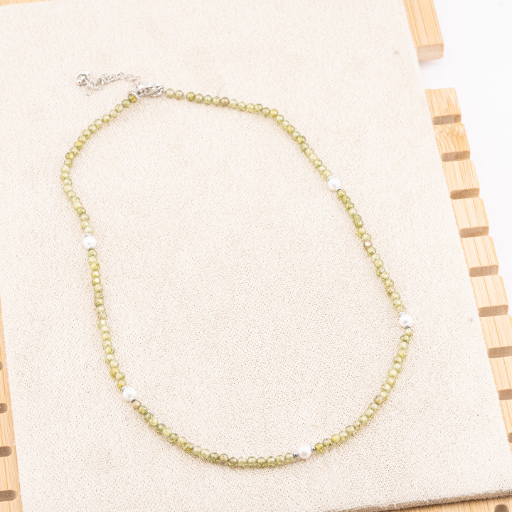 Collana con Cristalli Oliva E Perle Di Maiorca Con Chiusura e Catenina In Acciaio Rodiato 10pz