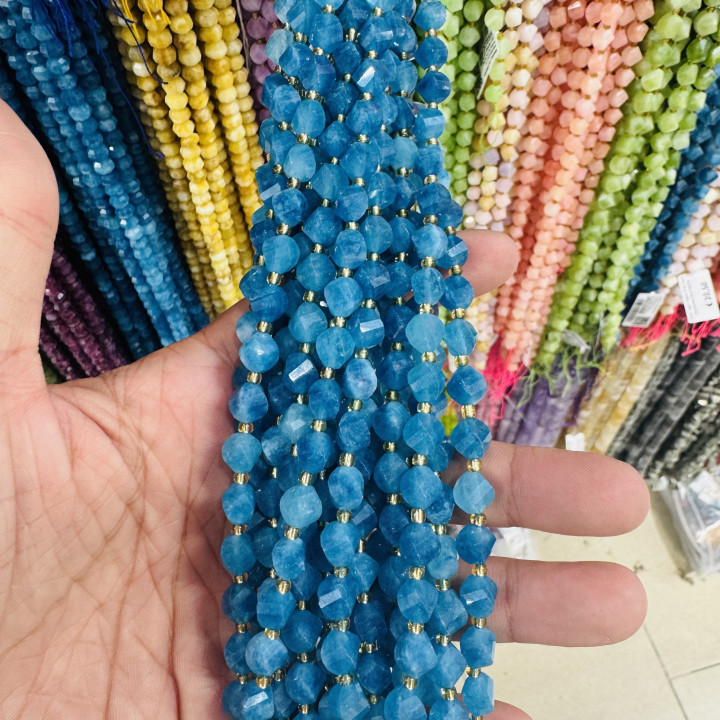 Giada Taglio Rigido Oliva Twist Sfaccettata 6mm Zaffiro