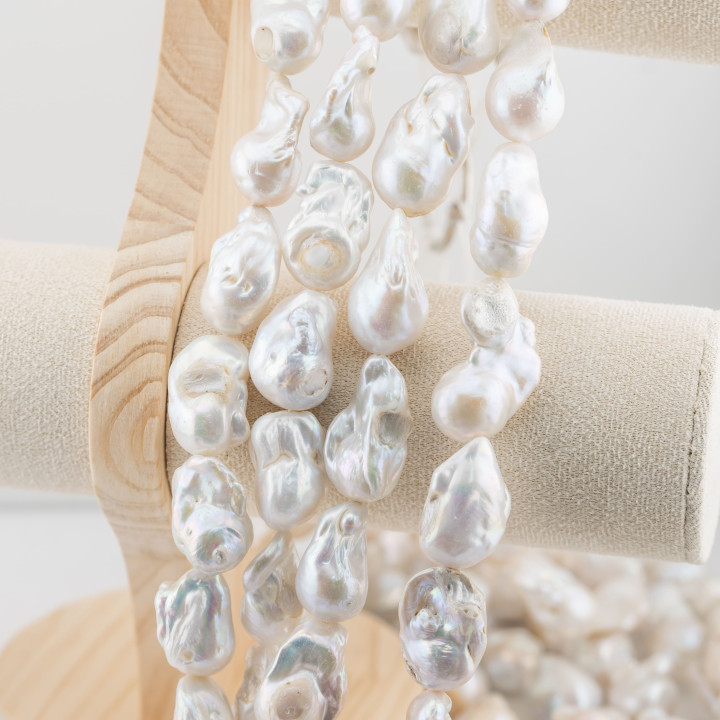 Perle Di Fiume Barocche (YEW) 65-75gr