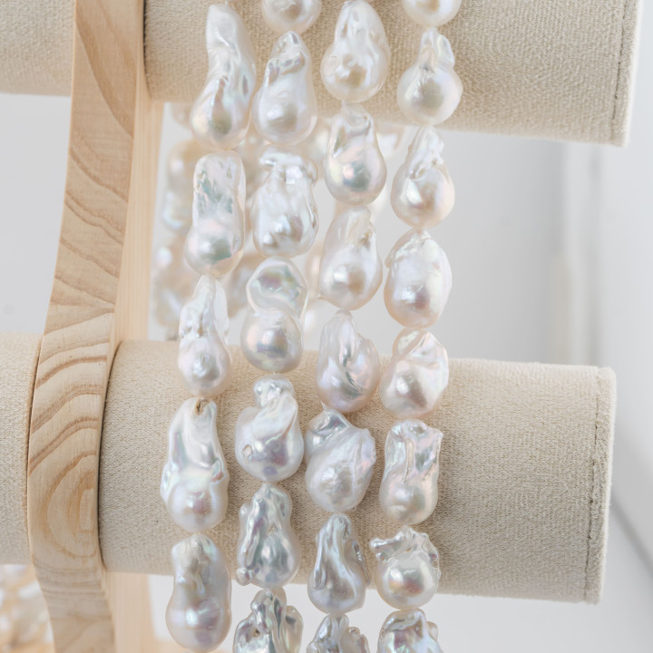 Baroque Drop River Pearls (NBQ) 85-90gr White