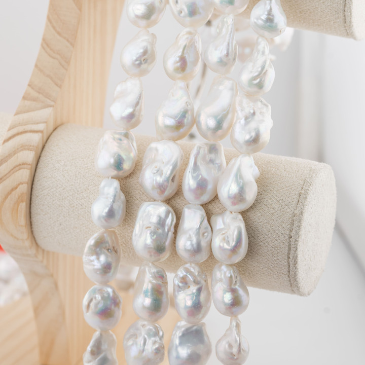 Perle Di Fiume Barocche A Goccia (FWL) 100-110gr 13-15mm Bianco