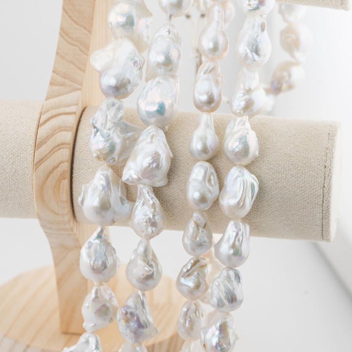 Perles de rivière baroques en forme de larme (AQL) 100-110gr Blanc