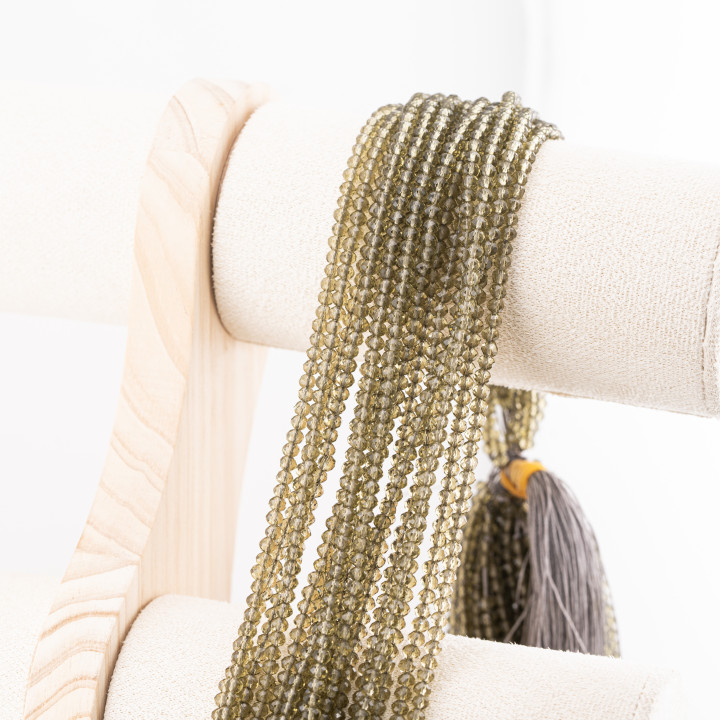 Perline Di Cristalli Rondelle Sfaccettate 3,5x2,5mm 10 FILI Su Filo Di Cotone Pronti all'uso Verde Oliva Trasparente