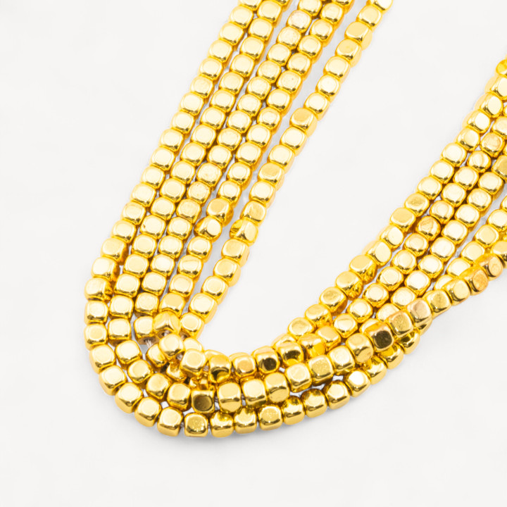 Ematite Oro 18k Cubo Smussato 4mm