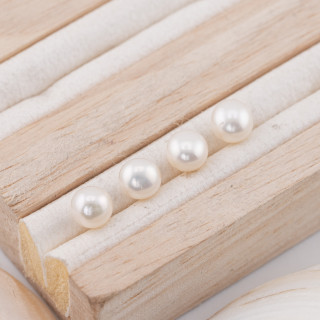 Perle Di Fiume Bottoni Cabochon 1 Foro  (AAAA)  7,0-7,5mm 12 Paia Bianco