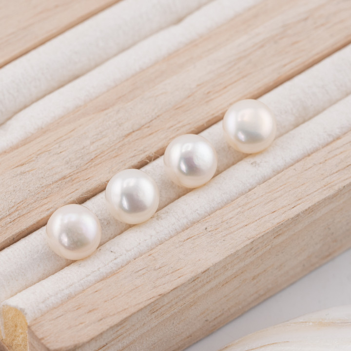 Perle Di Fiume Bottoni Cabochon 1 Foro  (AAAA)  8,5-9,0mm 10 Paia Bianco