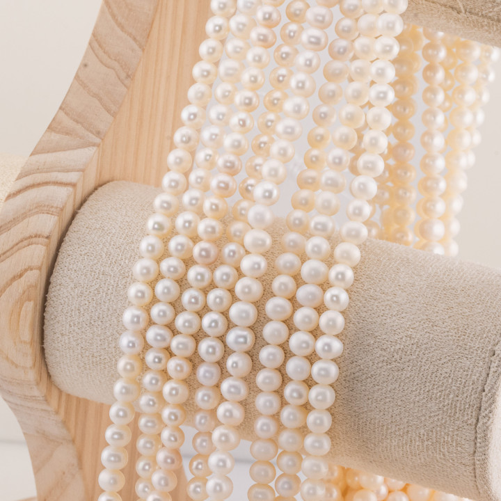 Perle Di Fiume Tonde 5,5-6,0mm 4A Bianco