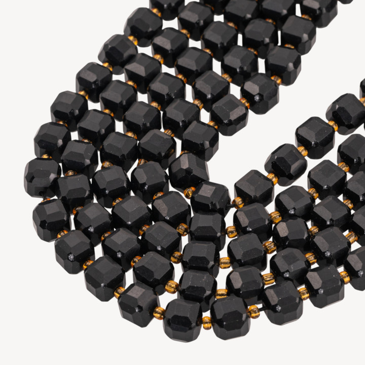 Giada Taglio Rigido Cubo Sfaccettato 10mm Nero