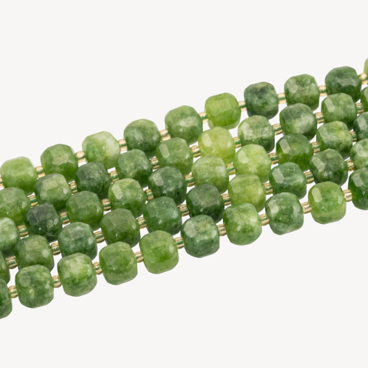 Giada Taglio Rigido Cubo Sfaccettato 10mm Verde Bosco