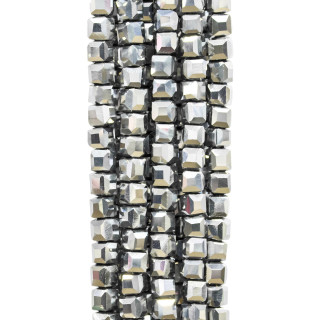 Facettierte Würfelkristalle 04 mm Silber